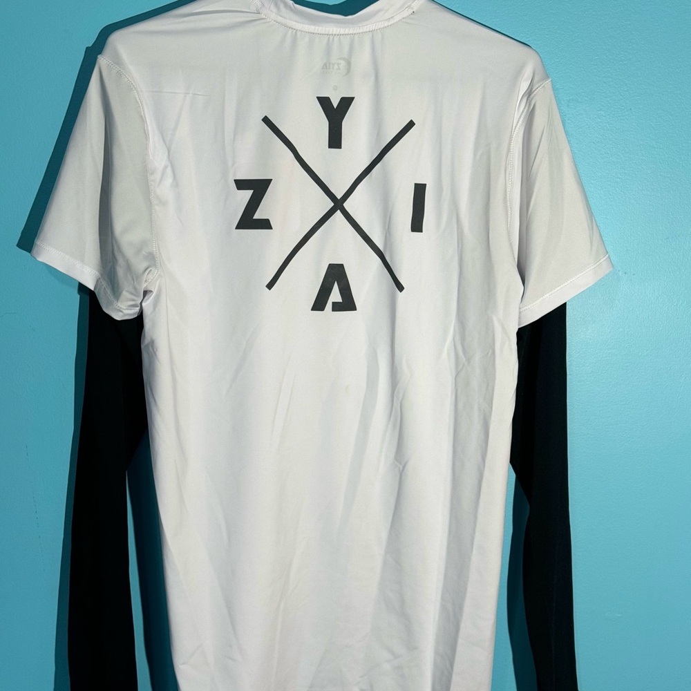 Zyia White and Black Long Sleeve Shirt